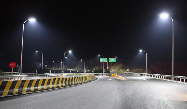 đường cao tốc sử dụng đèn đường hkled